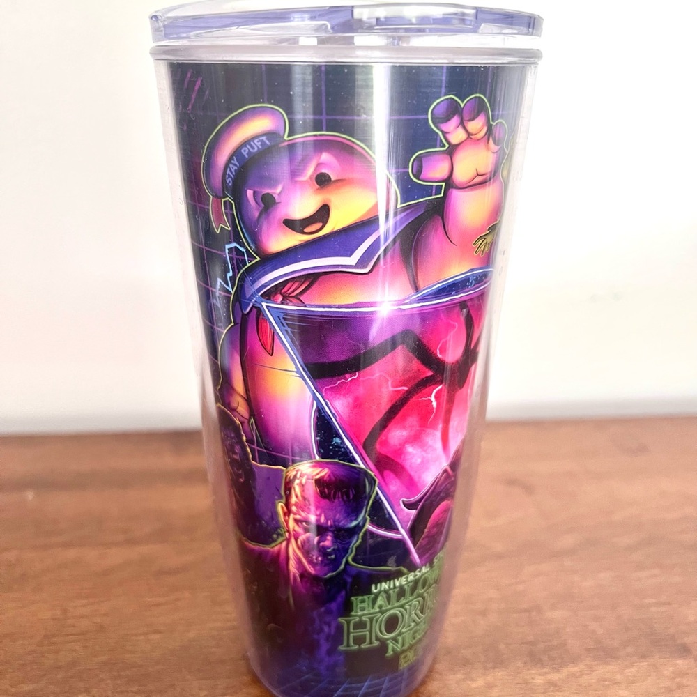 Universal Studios 2019 Halloween Horror Nights Tumbler w/Lid
